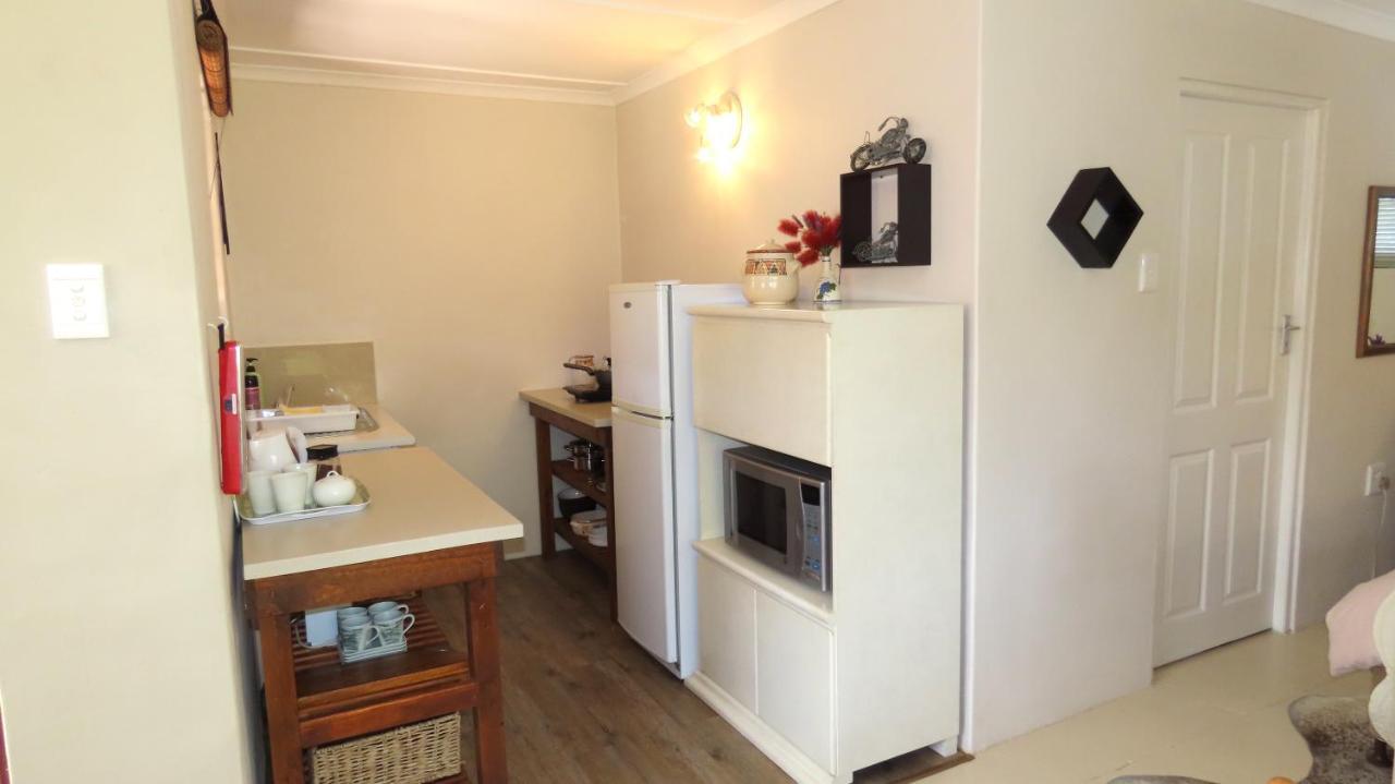 Anchorage Inn Guesthouse Монтегю Екстериор снимка